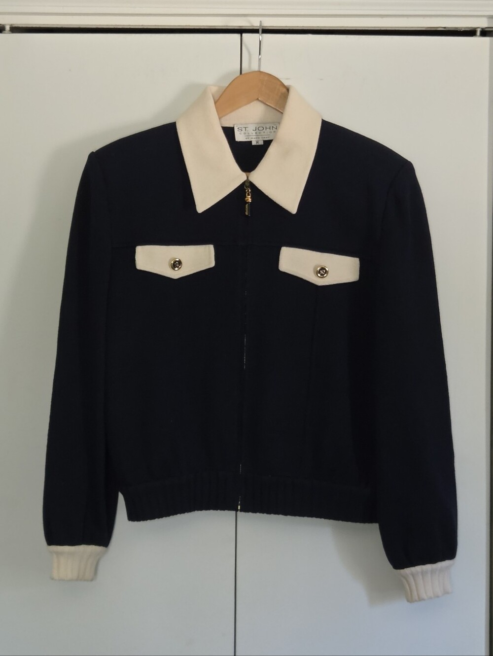 St. John Navy Knit Zip Jacket with Cream Collar